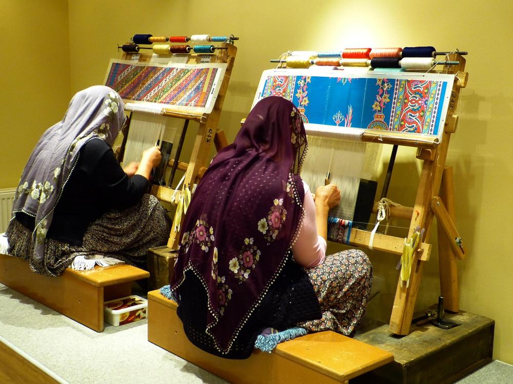 loom building
